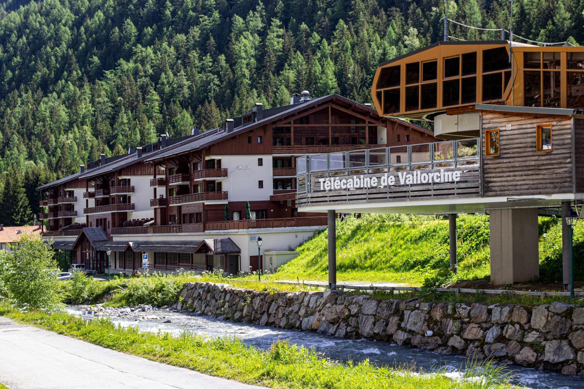 Dormio Resort Les Portes Du Mont Blanc Валлорсин Экстерьер фото