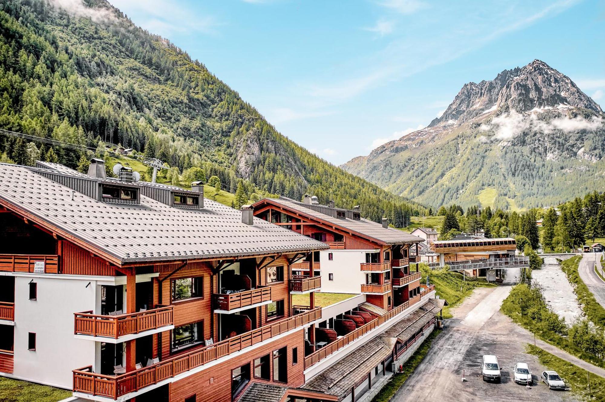 Dormio Resort Les Portes Du Mont Blanc Валлорсин Экстерьер фото
